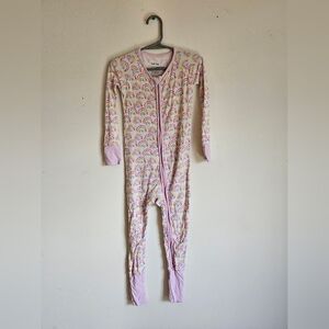 Rainbow Little Sleepies outfit